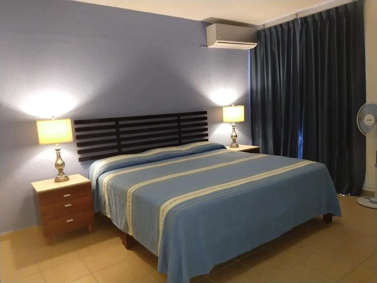 פלאייה דל כרמן Hotel Pension San Juan  פלאייה דל כרמן